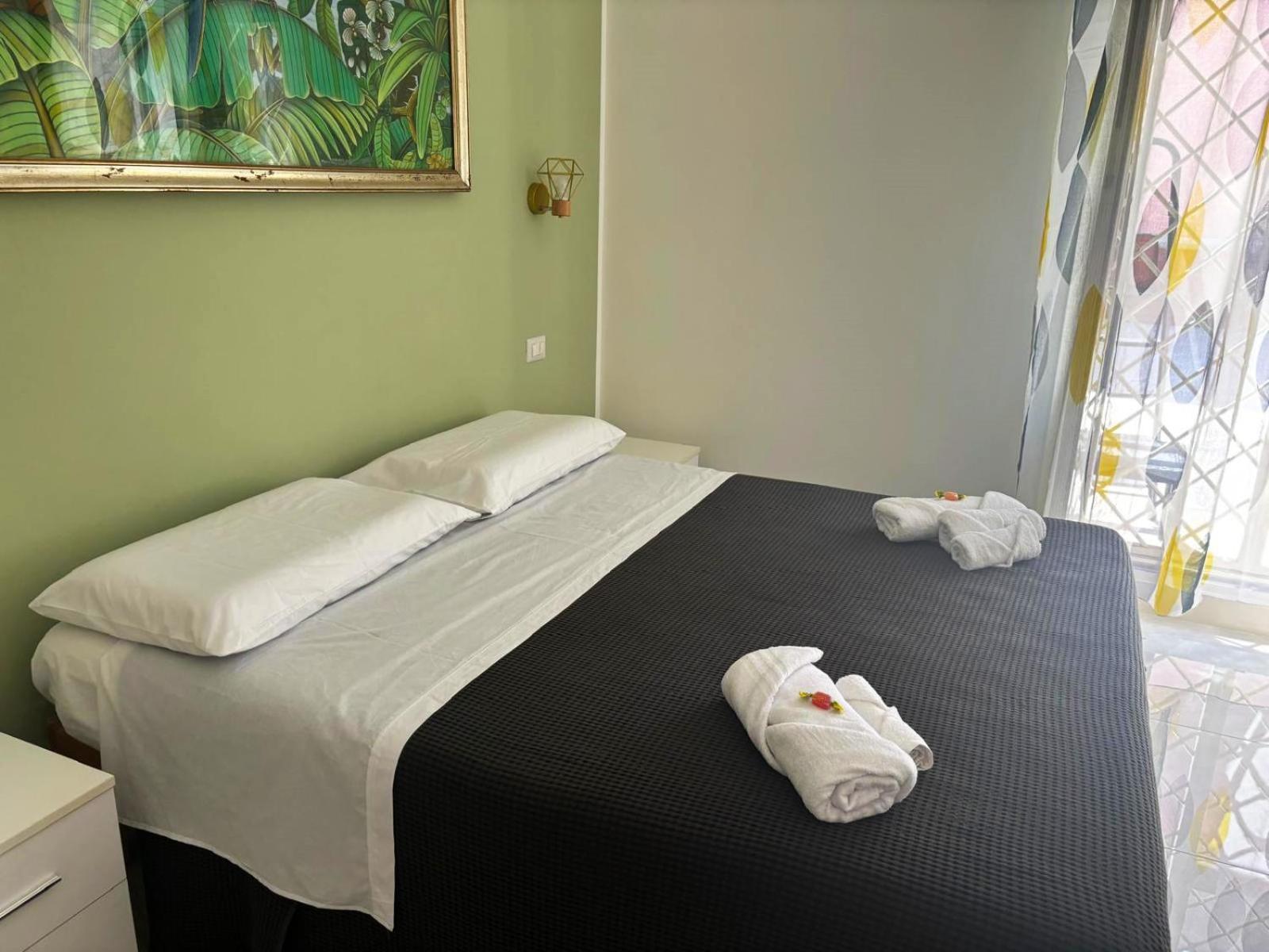Hotel La Terrazza Di Stefy Stadtviertel Stadtviertel Acilia Exterior foto